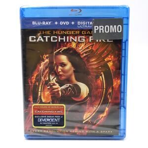 The Hunger Games Catching Fire Blu-Ray DVD 2013 New Sealed Jennifer Lawrence